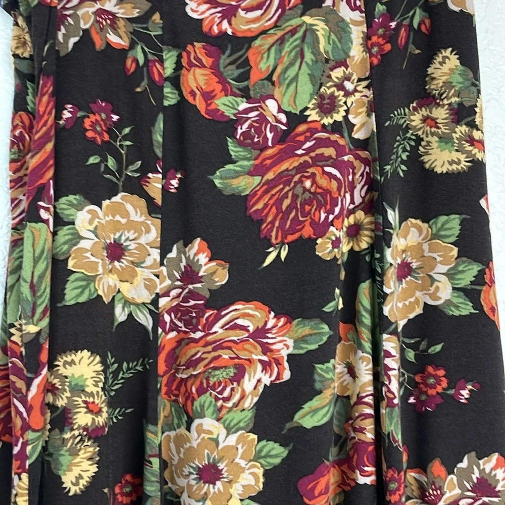 White Stag brown floral skirt - Picture 2 of 6